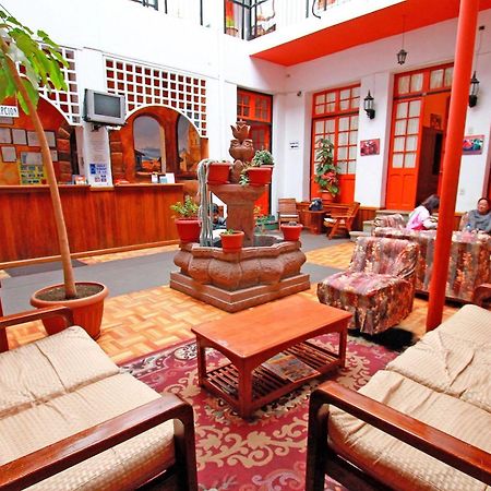 Momema Inn 라파스 외부 사진
