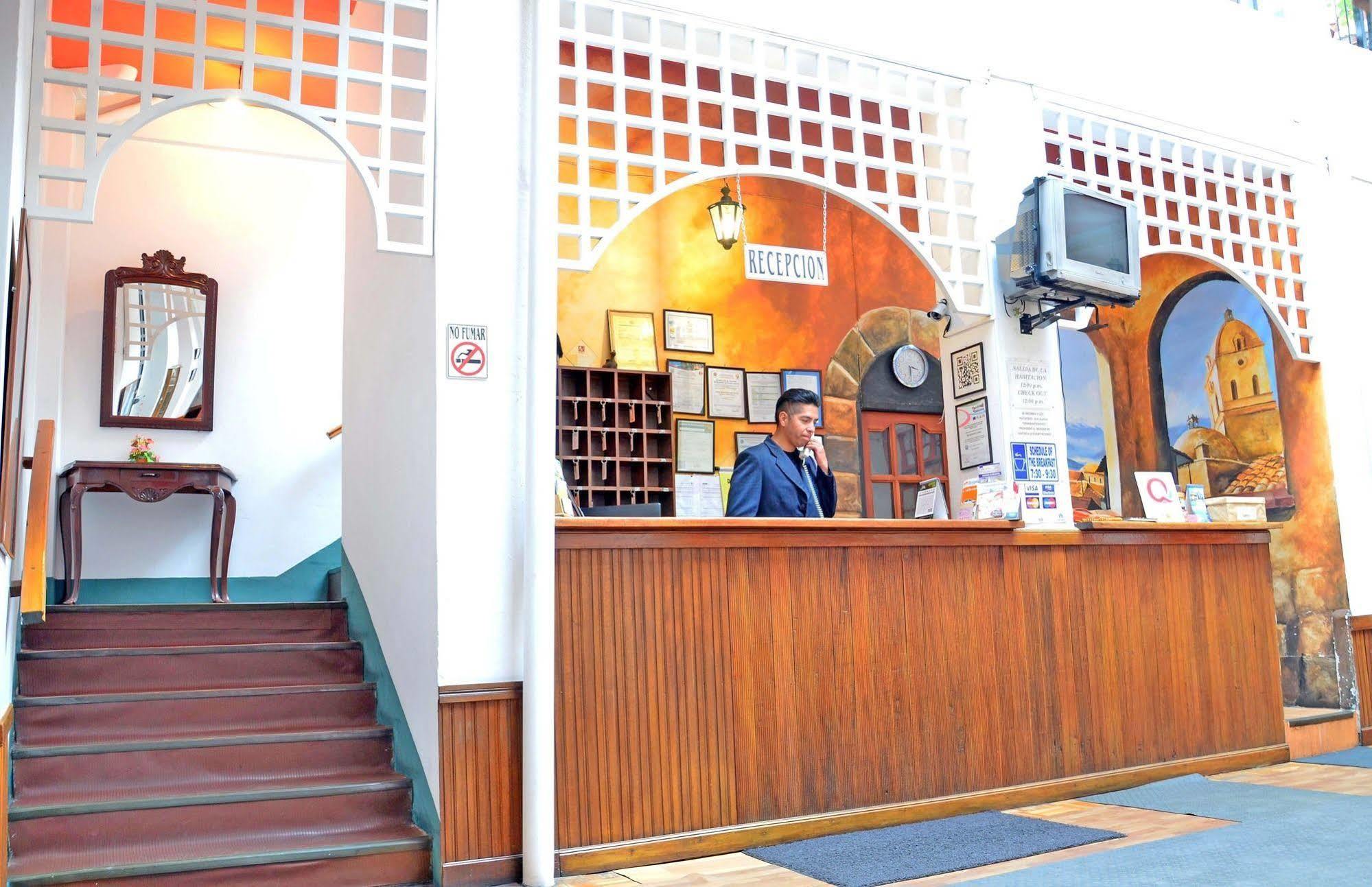 Momema Inn 라파스 외부 사진